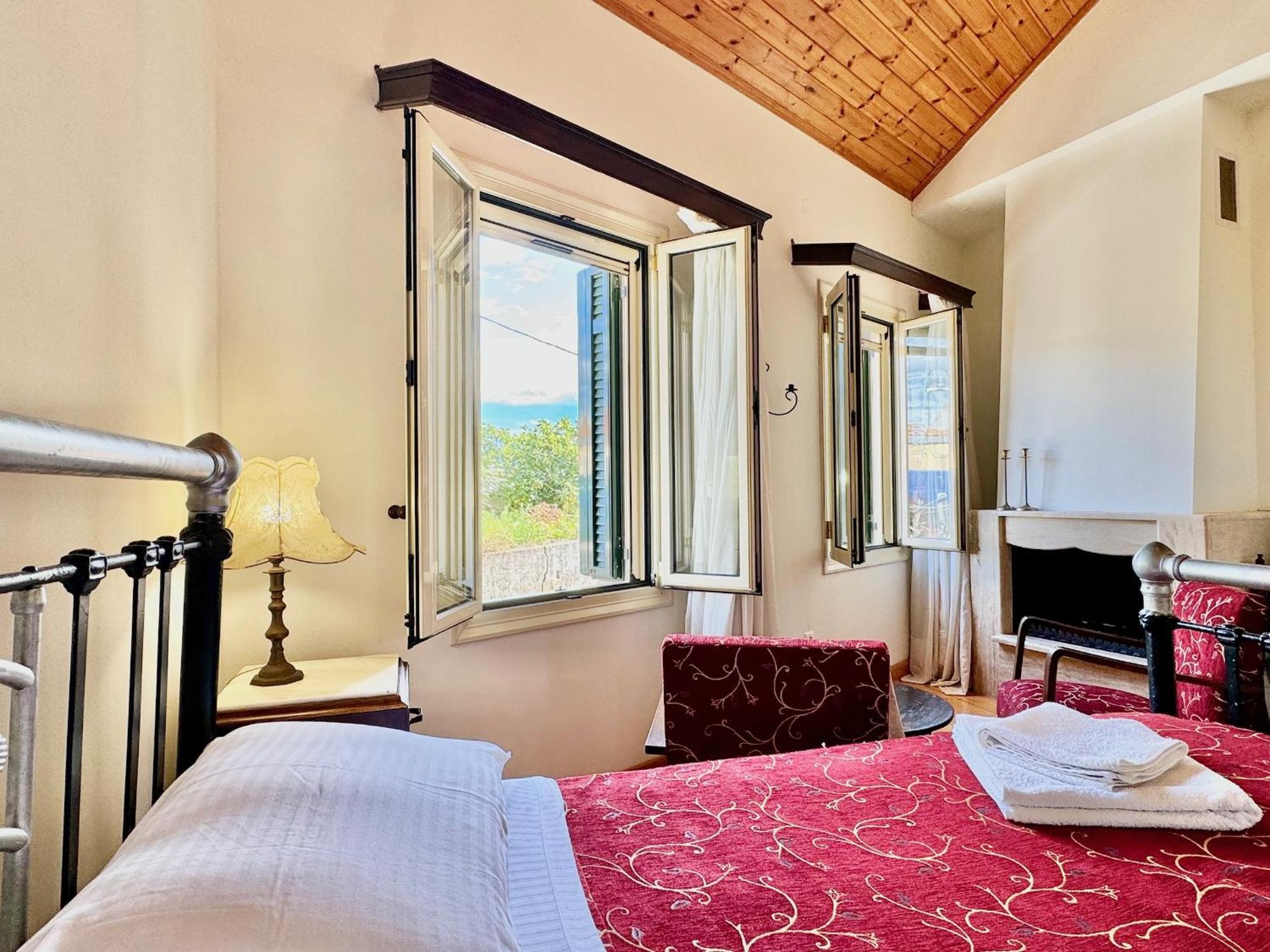 Casa Dolce With Private Plunge Pool By Dadovillas Agrafoi Exterior foto